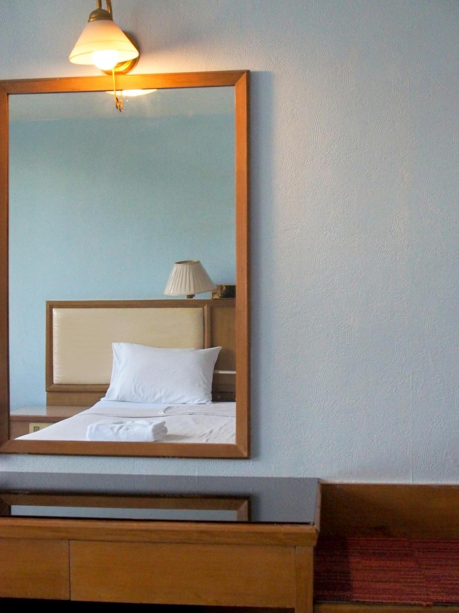 Wish Inn Chidlom - วิช อินน์ ชิดลม Makkasan Dış mekan fotoğraf